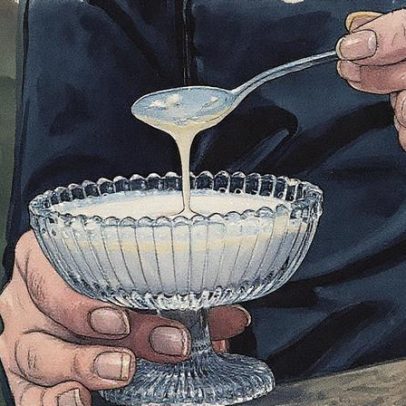 Entenda as principais diferenças entre creme de leite em caixa e em lata