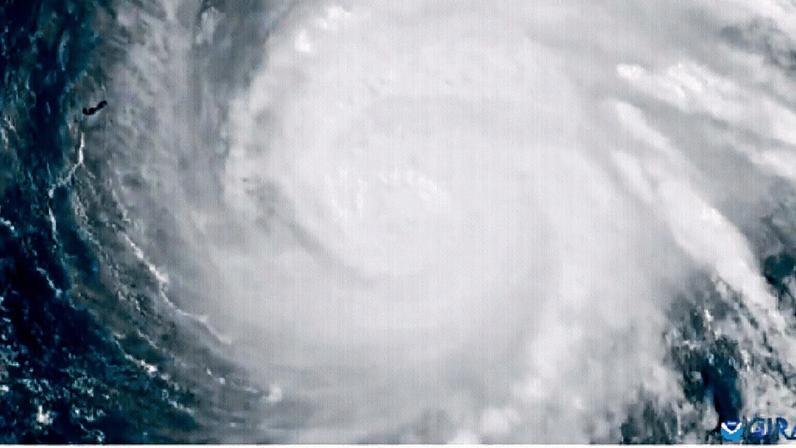 Furacão Gabrielle atinge categoria 4 (Foto: Reprodução)