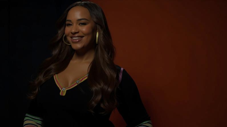 Nia Sioux, ex-aluna de Dance Moms, revela seus seis livros favoritos