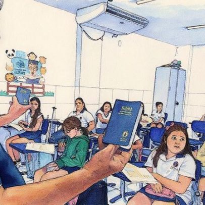 Alunos da rede municipal de Curitiba ganham exemplares do Novo Testamento