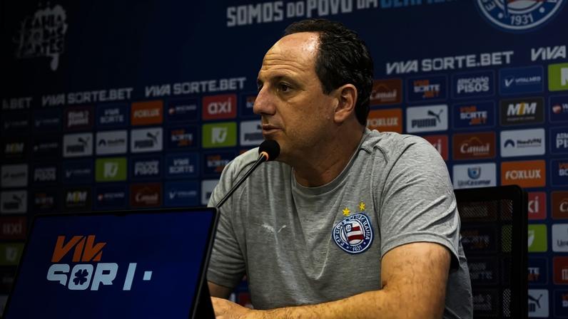 Rogério Ceni em entrevista coletiva depois da partida contra o Fortaleza (Foto: Letícia Martins / EC Bahia)