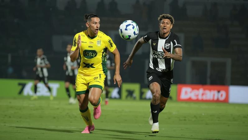 Ceará fica quatro pontos acima da Z4 após derrota na Série A