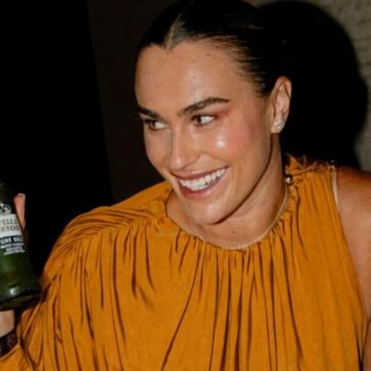 Sabalenka participa de jantar com Guga e Bia, em evento de patrocinador